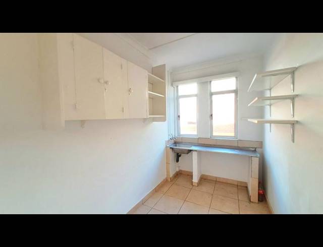 2 BEDROOM PROPERTY TO RENT IN SEA VIEW